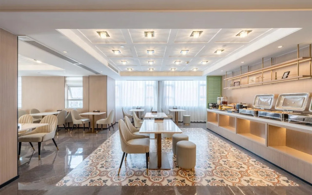Huanyi Hotel