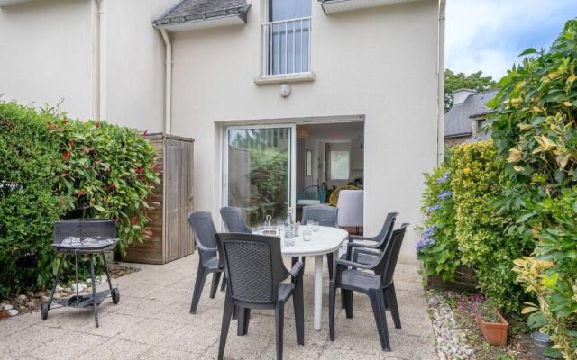 Maison familiale avec un grand jardin a Arzon