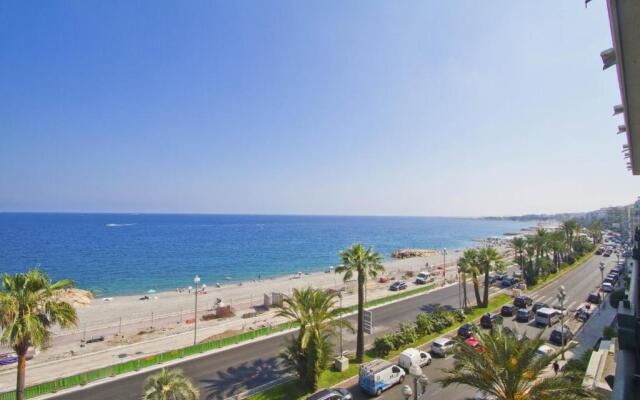 Beachside Suite Panoramic - Promenade Holiday
