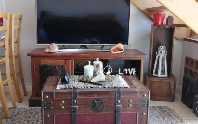 Fish Hoek Beach Apartment