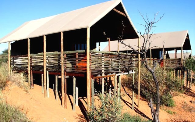 Intu Africa Suricate Tented Kalahari Lodge