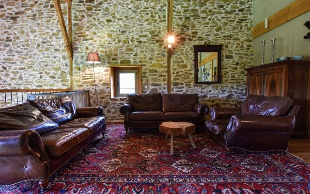 Farmhouse in Pyrenees With Pool