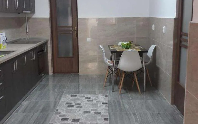 Travel Homzzz Apartments