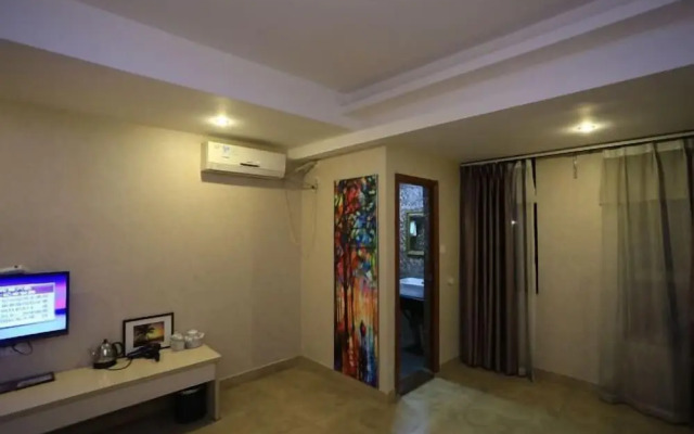 Aiqun Hotel