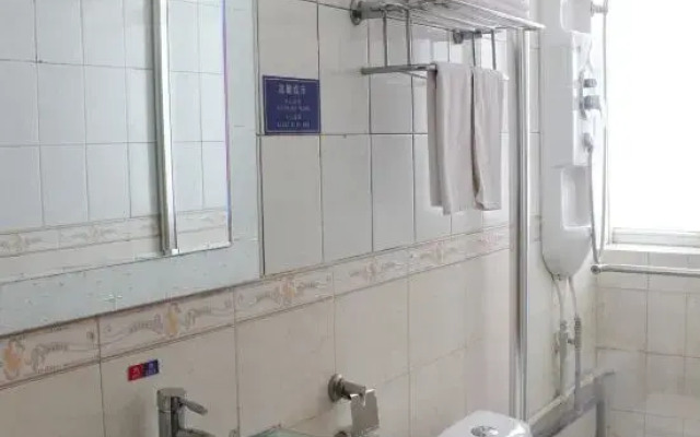 Rushan Hotel