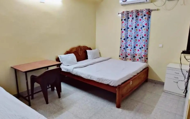 SPOT ON Senapati Inn Khandagiri