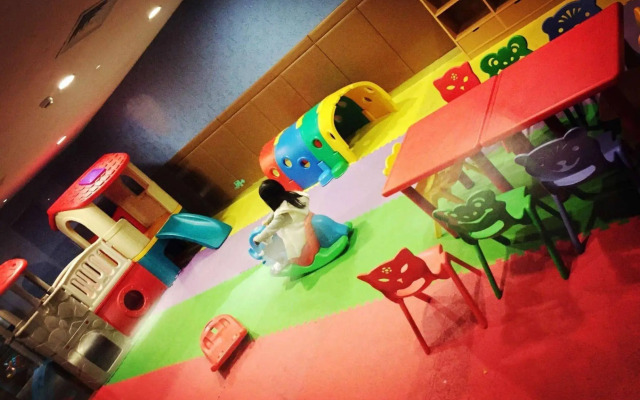 Warm Island Lake Resort Hangzhou