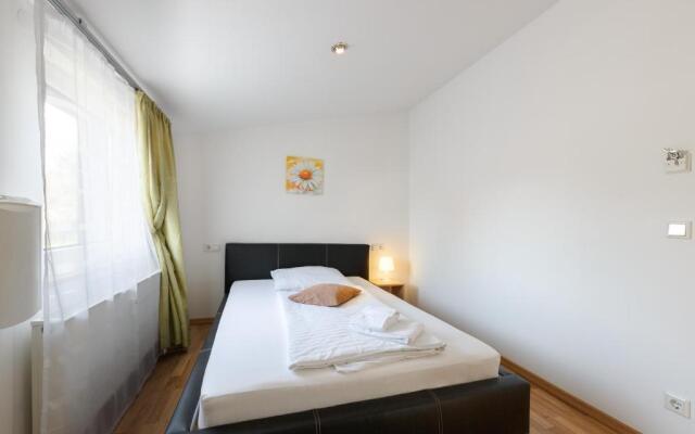 Airport Messe Hotel