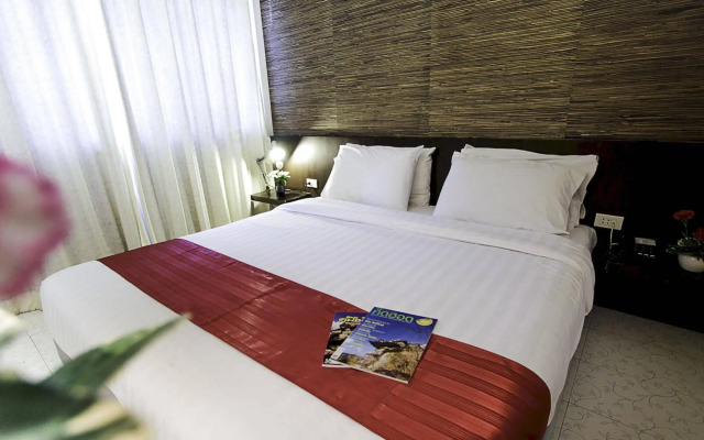 The Ratchathani Hotel