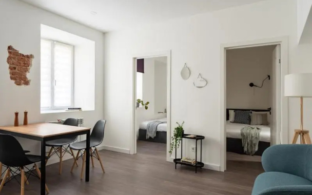 APARTURA (АПАРТУРА) на улице Декабристов 4