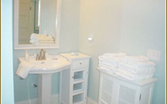 River Lily Inn Bed and Breakfast