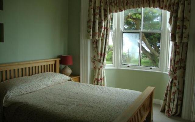 Clifford House B & B