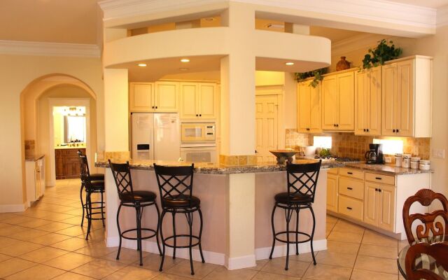 4848 Ocean Blvd - 4 Br Home