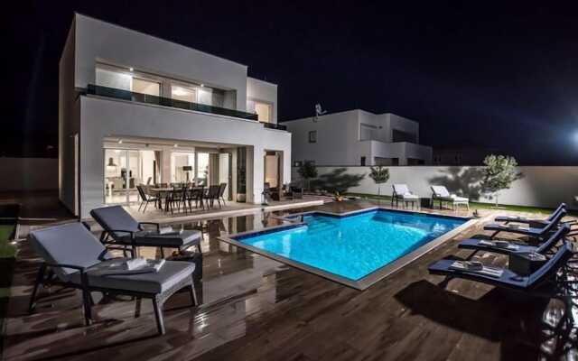 Luxury Villas Anita with Private Pool