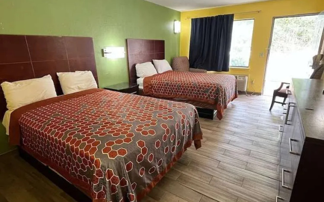 Hallmarc Inn New Albany