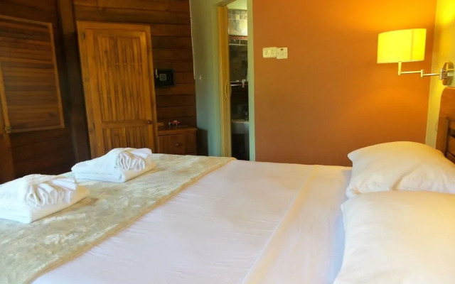 Toucan Inn