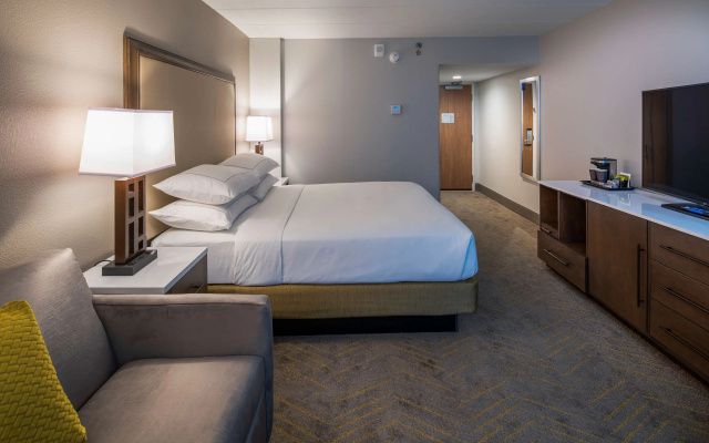 DoubleTree by Hilton Madison East