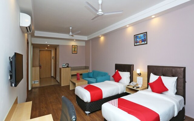 Capital O 13727 Hotel Aarogyam Suites