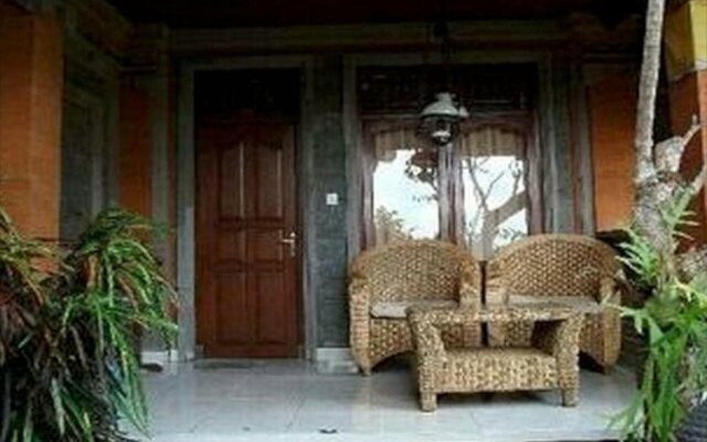 Gusti Garden Bungalows