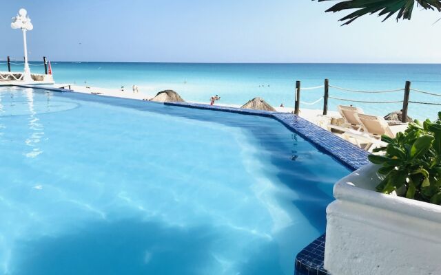 Ocean View Apartments – Delicia