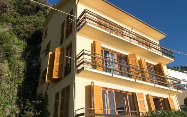 M illumino d immenso - Un risveglio in mare MONEGLIA APARTMENTS