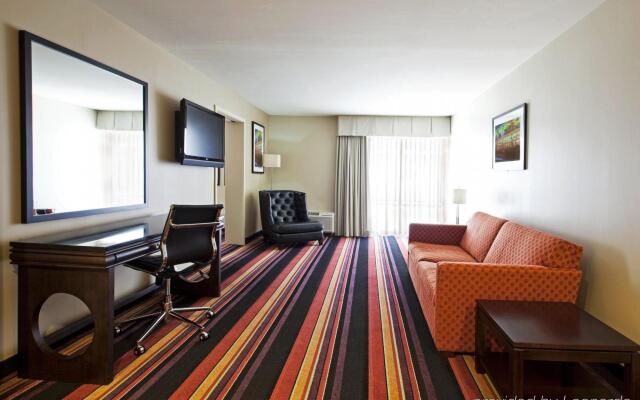 Clarion Hotel New Orleans - Airport & Conference Center