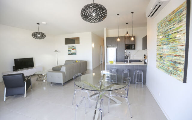 Indulge Apartments CBD