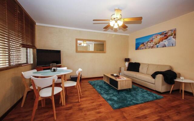 Mosman Beach Apartments