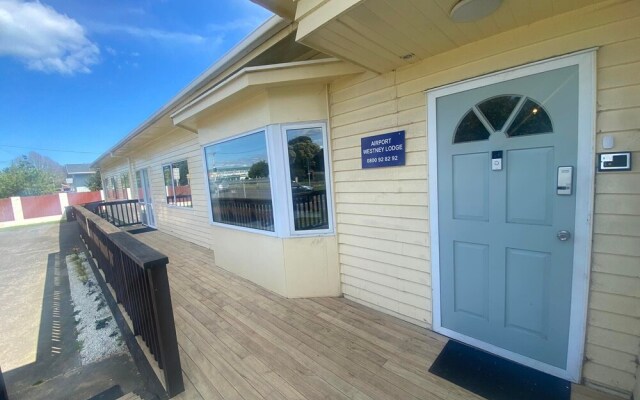 Airport B&B