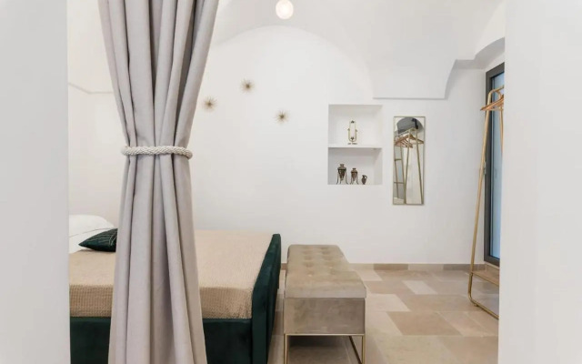 Alba Luxury Suite (Adults Only)