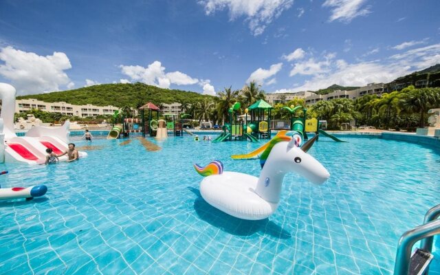 Cactus Resort Sanya by Gloria