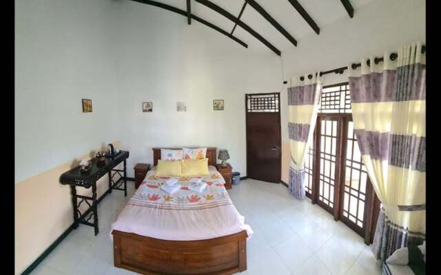 Room in B&B - Ja-elas French Touch #5