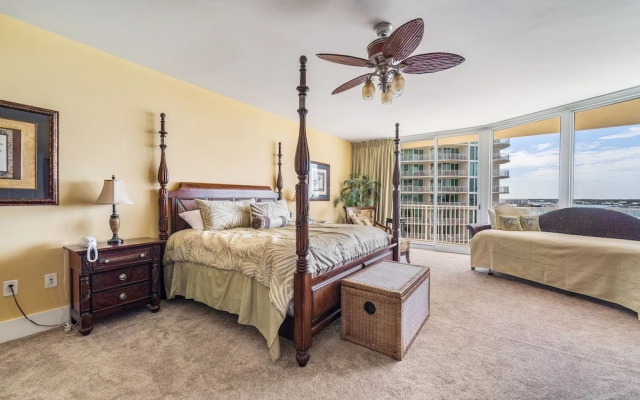 Crc0601 2 Bedroom Condo