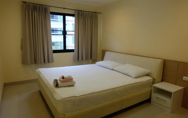 The North Park Condo by Jira