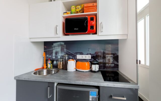 Downtown Studio Apartment