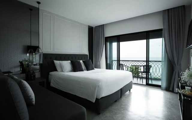 SiamBeach Resort
