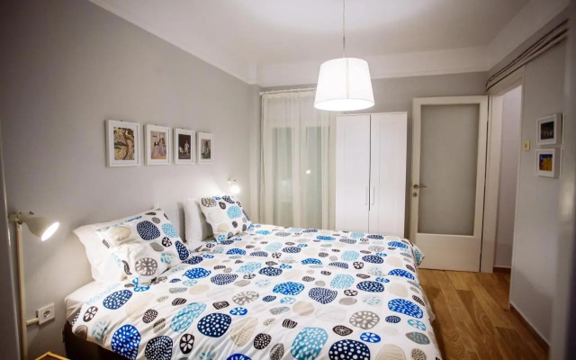 Luxurious & Modern | Walk Everywhere | 5★ Amenities