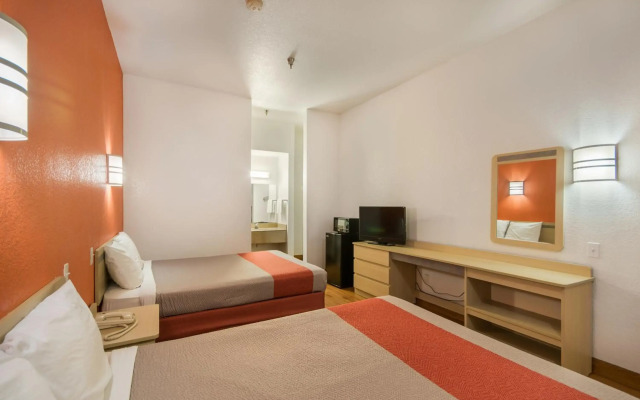 Americas Best Value Inn & Suites Humble