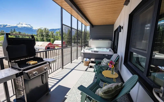 Cabot Views by Revelstoke Vacations