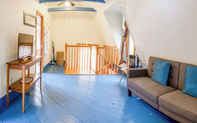 3Bedroom2Bath CarriageHouse Pet Friendly
