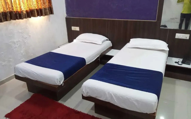 Hotel Capital by OYO Rooms