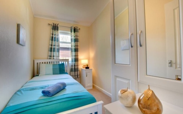 Stunning 3-Bed Hot Tub Lodge, Northumberland