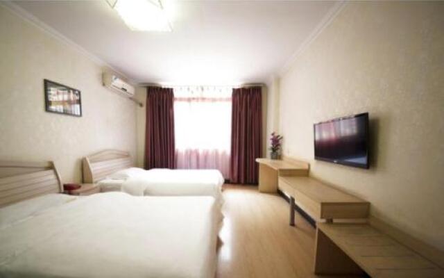 Yuhang Business Hotel