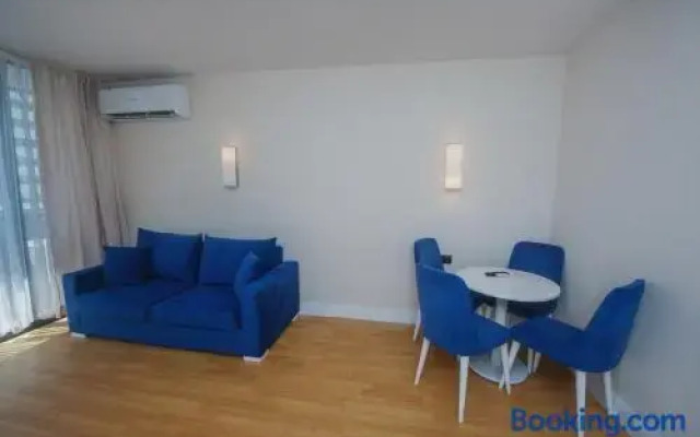 Seaside Apartments