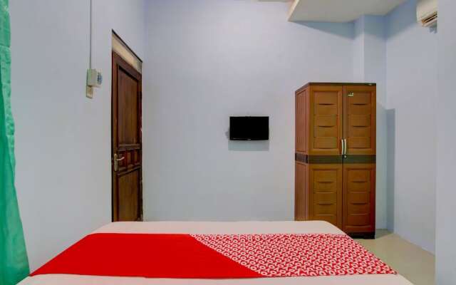 Super OYO 93012 Griya Kencana Asri Syariah