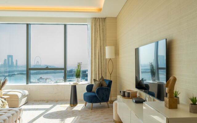 The Palm Tower, Luxurious Apartment