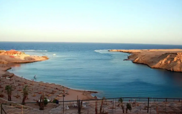 Al Nabila Grand Bay Resort