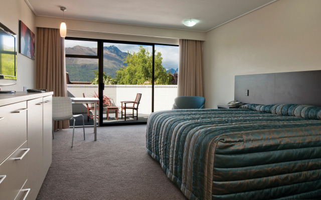 Copthorne Hotel & Apartments Queenstown Lakeview