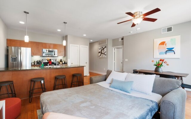 Plano Classy 2BD 2BA Apartment