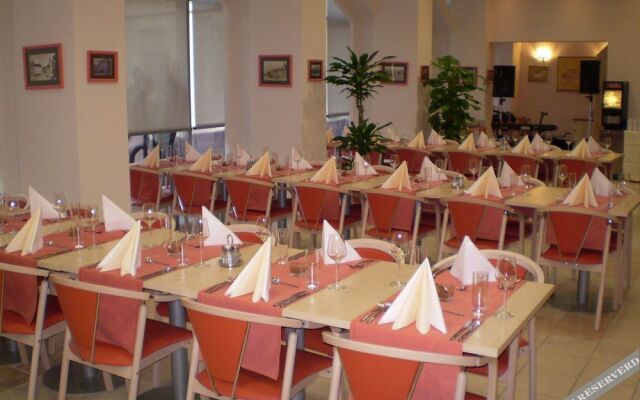 B&B HOTEL Maribor Orel